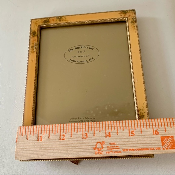 vintage Metal The bucklers picture frame Hand Crafted In USA 5.5/7” - Picture 10 of 15
